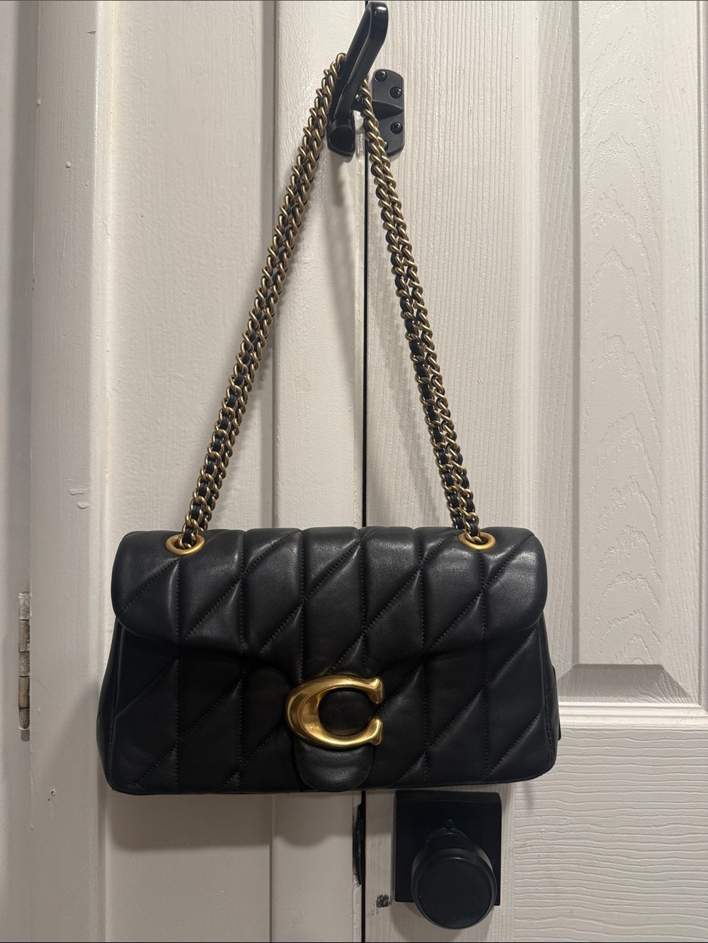 Quilted Tabby 26 with Brass Hardware